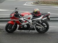 10.- Yamaha YZF R6